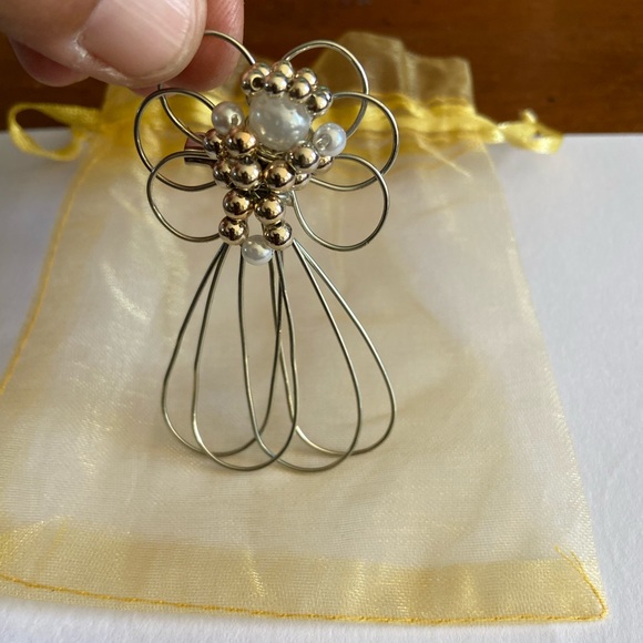 Angel Pin - Picture 2 of 2